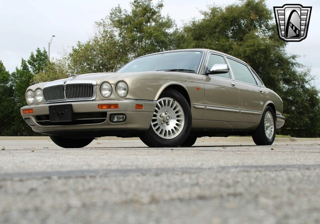 1997 Jaguar X300 XJ - Image 3 of 12