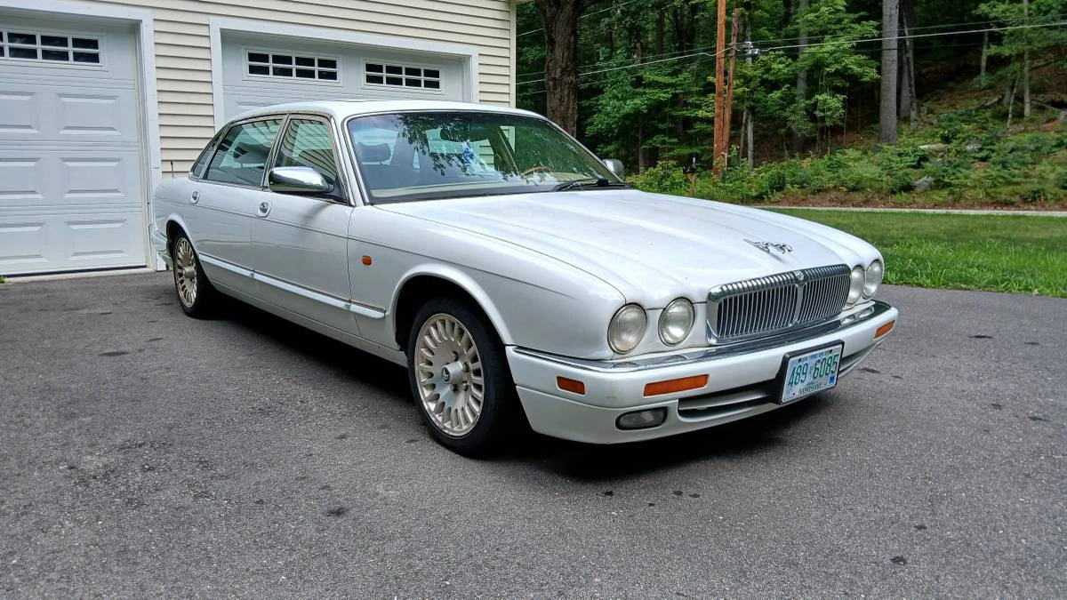 1997 Jaguar X300 XJ - Image 2 of 20