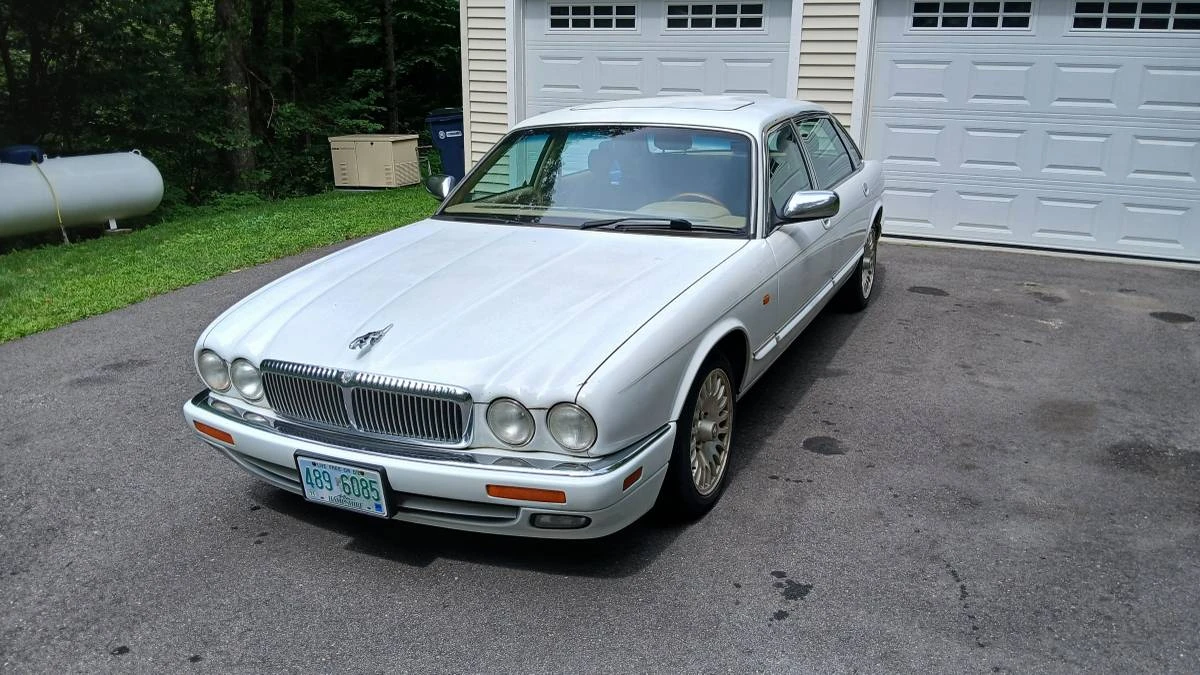 1997 Jaguar X300 XJ - Image 12 of 20