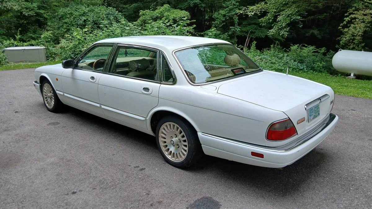 1997 Jaguar X300 XJ - Image 7 of 20