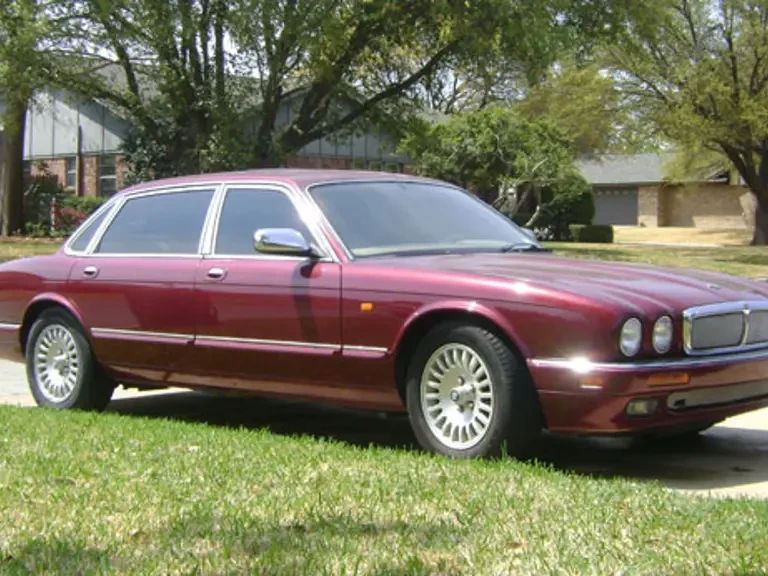1997 Jaguar X300 XJ - Image 2 of 2