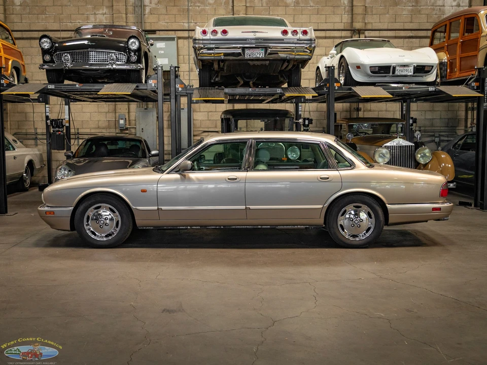 1997 Jaguar X300 XJ - Image 3 of 31