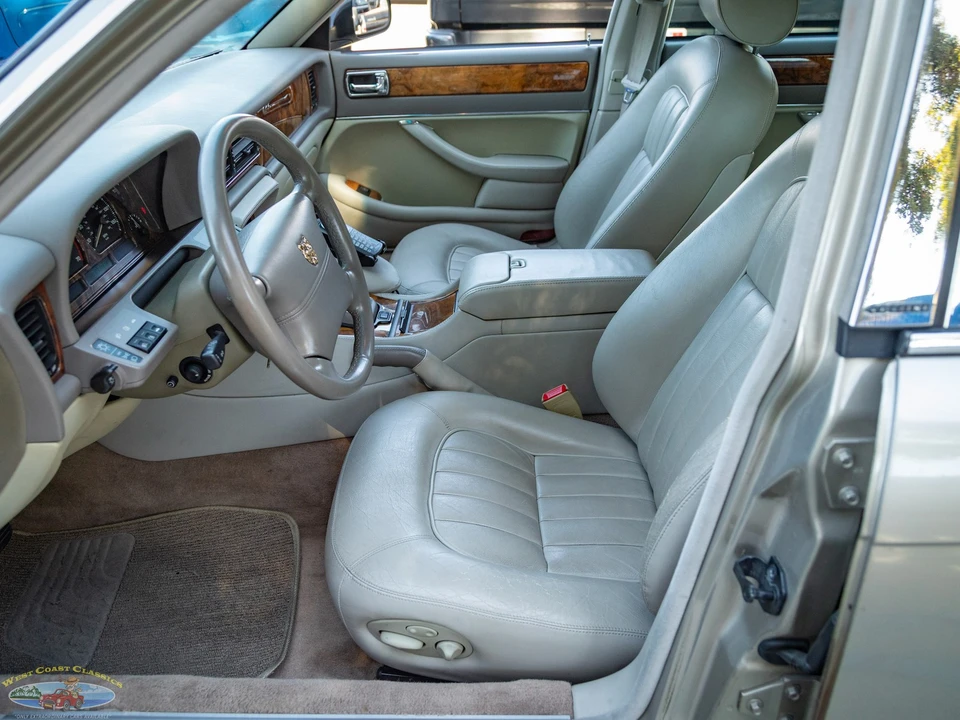 1997 Jaguar X300 XJ - Image 31 of 31
