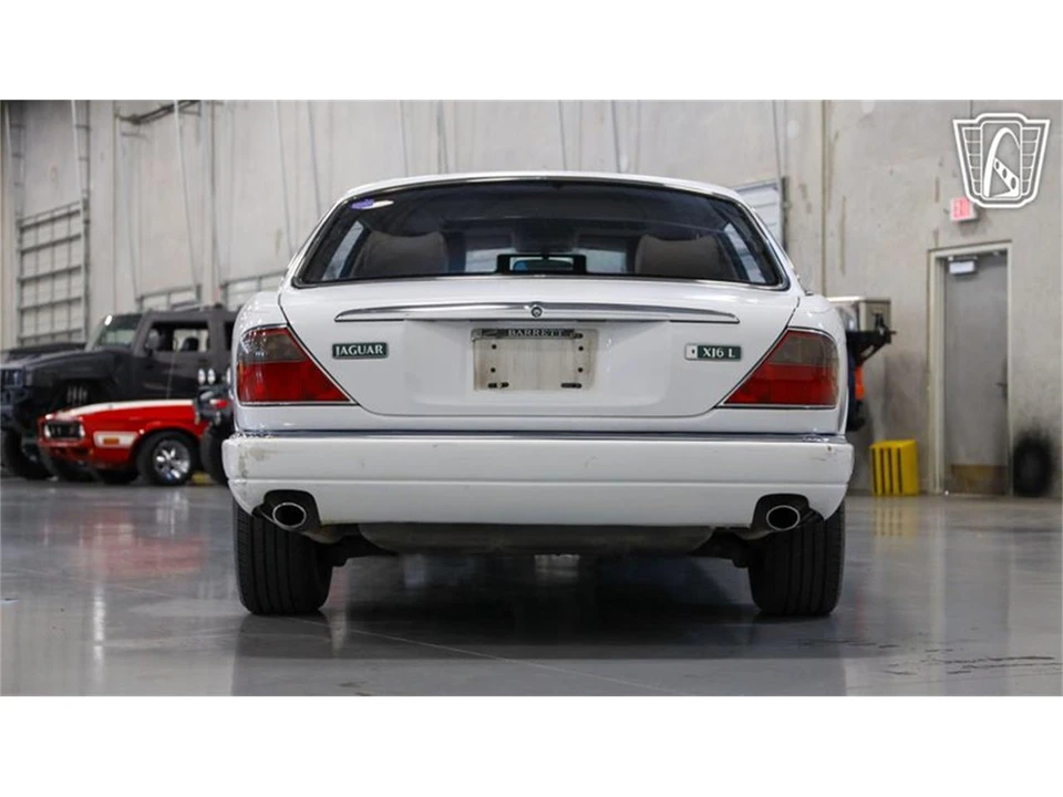 1997 Jaguar X300 XJ - Image 10 of 31