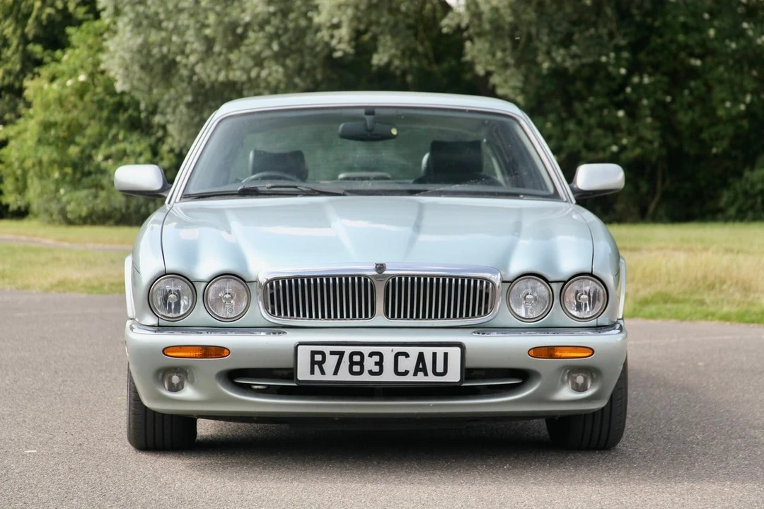 1997 Jaguar X308 XJ - Image 4 of 30