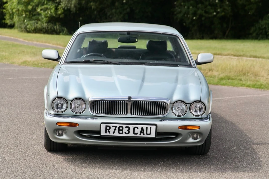 1997 Jaguar X308 XJ - Image 17 of 30