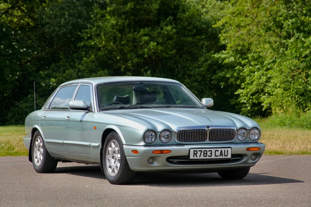 1997 Jaguar X308 XJ - Image 12 of 30