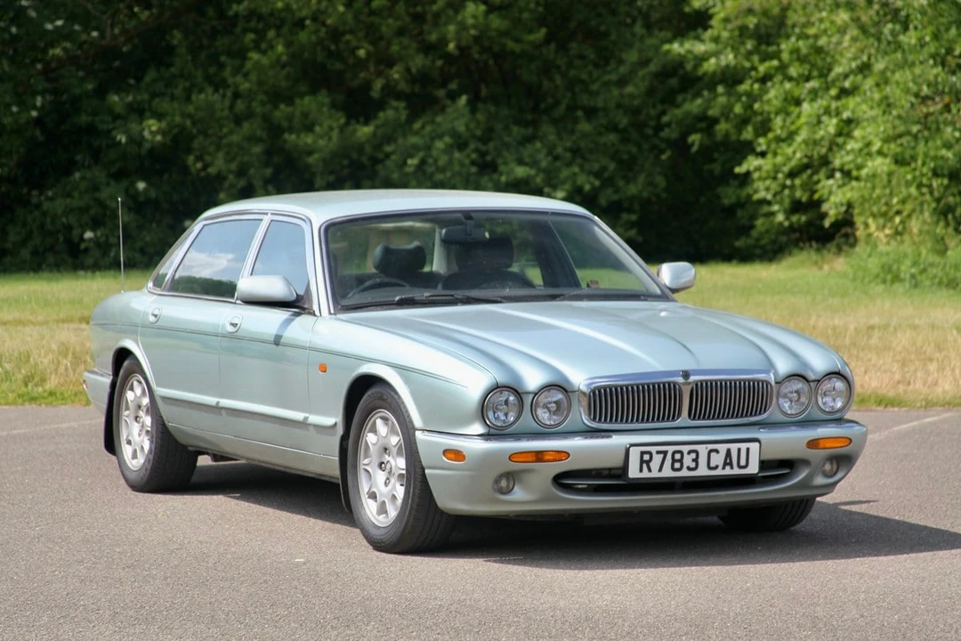 1997 Jaguar X308 XJ - Image 10 of 30