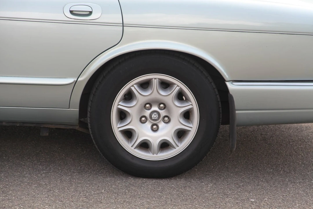 1997 Jaguar X308 XJ - Image 27 of 30