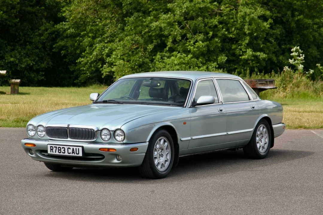 1997 Jaguar X308 XJ - Image 24 of 30