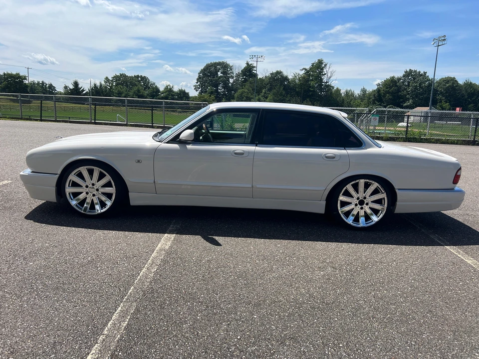 1997 Jaguar X300 XJ - Image 15 of 31