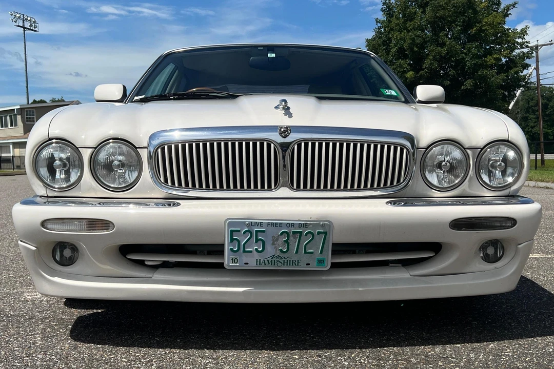 1997 Jaguar X300 XJ - Image 2 of 31