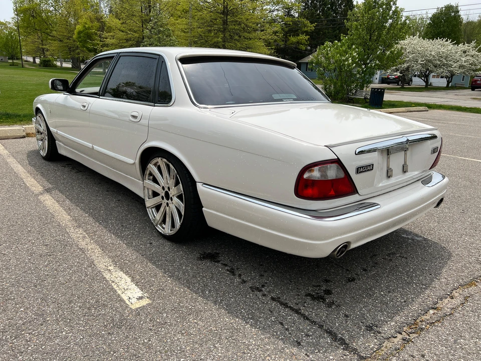 1997 Jaguar X300 XJ - Image 18 of 31