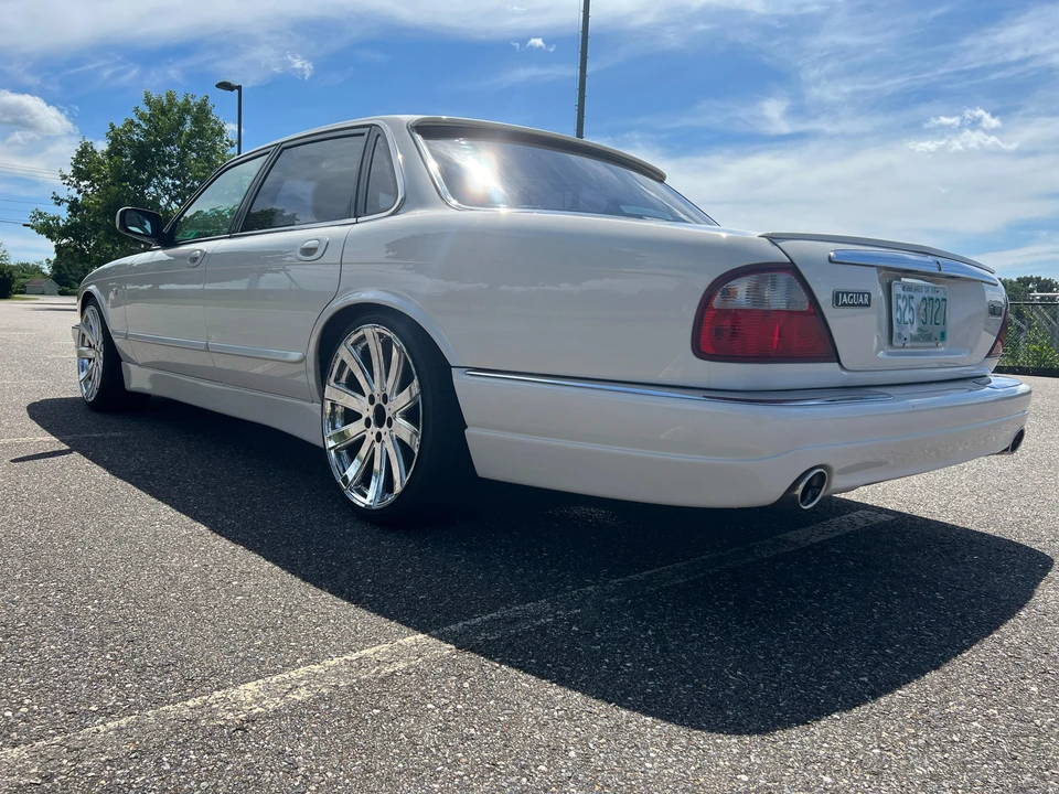 1997 Jaguar X300 XJ - Image 19 of 31