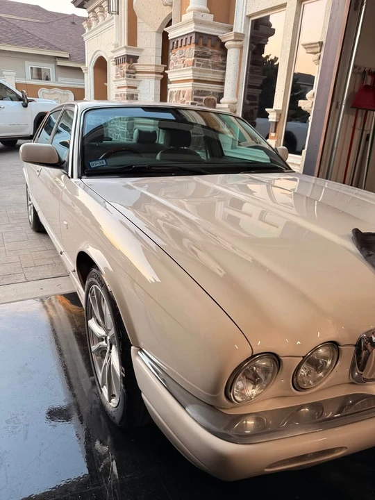 1997 Jaguar X300 XJ - Image 4 of 15