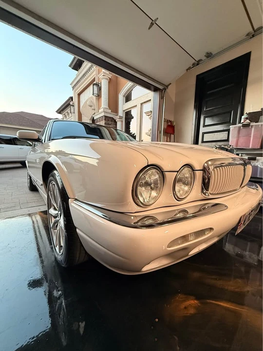 1997 Jaguar X308 XJ - Image 10 of 13