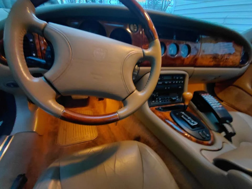 1997 Jaguar X100 XK8 - Image 8 of 9