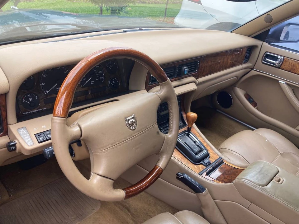 1997 Jaguar X306 XJR - Image 7 of 10