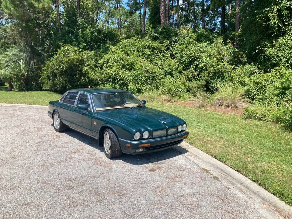 1997 Jaguar X306 XJR - Image 2 of 10