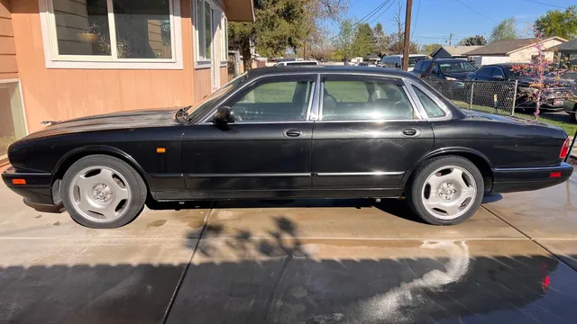 1997 Jaguar XJR
