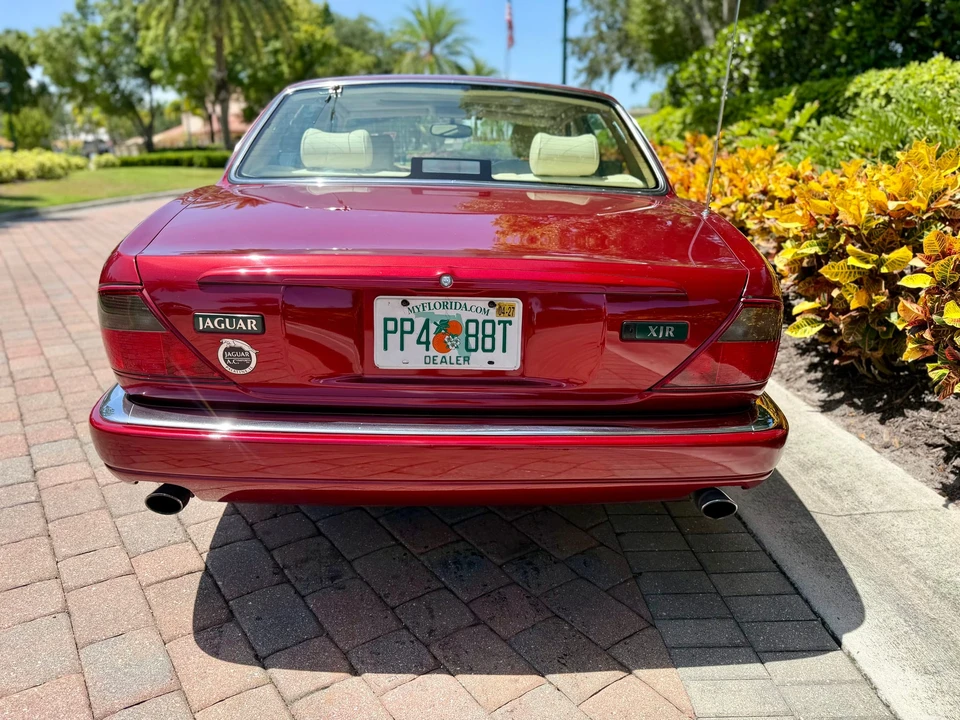 1997 Jaguar X306 XJR - Image 9 of 31