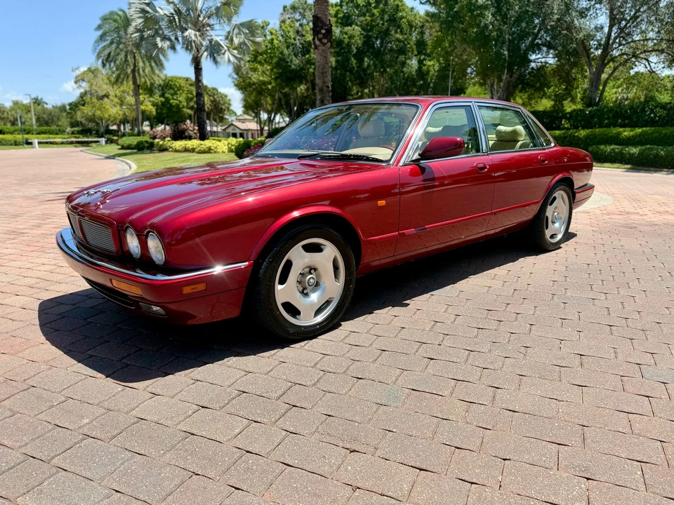 1997 Jaguar X306 XJR - Image 3 of 31