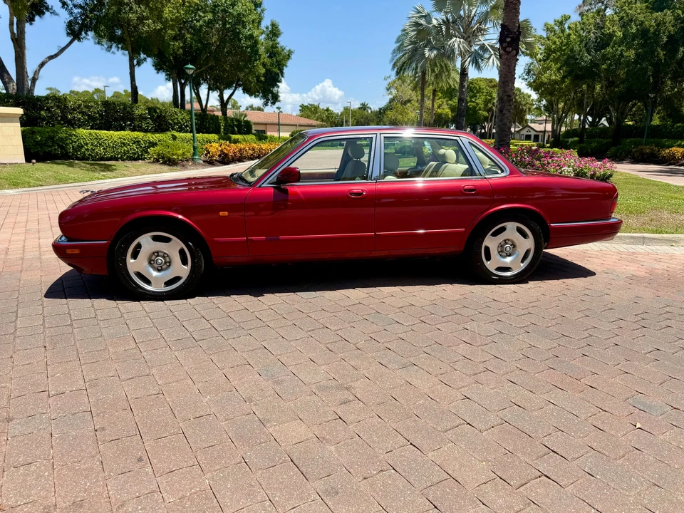 1997 Jaguar X306 XJR - Image 12 of 31