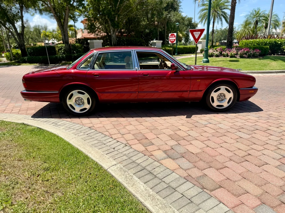 1997 Jaguar X306 XJR - Image 7 of 31