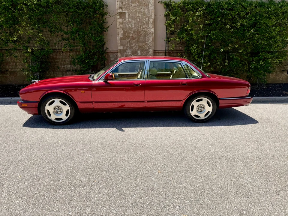 1997 Jaguar X306 XJR - Image 23 of 31
