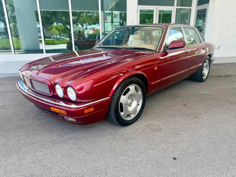 1997 Jaguar X306 XJR - Image 15 of 31