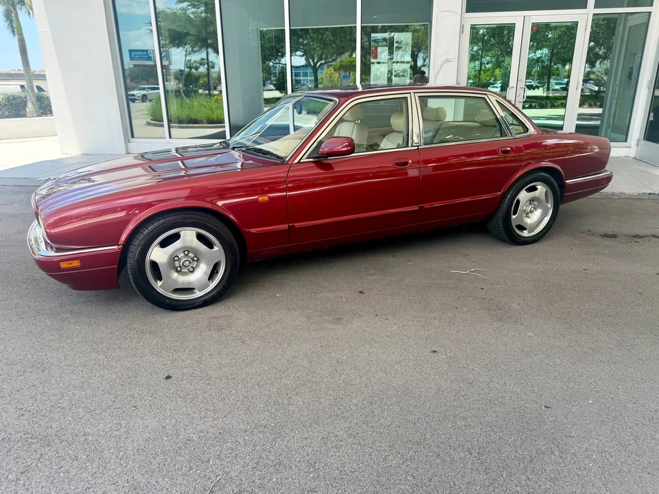 1997 Jaguar X306 XJR - Image 13 of 31