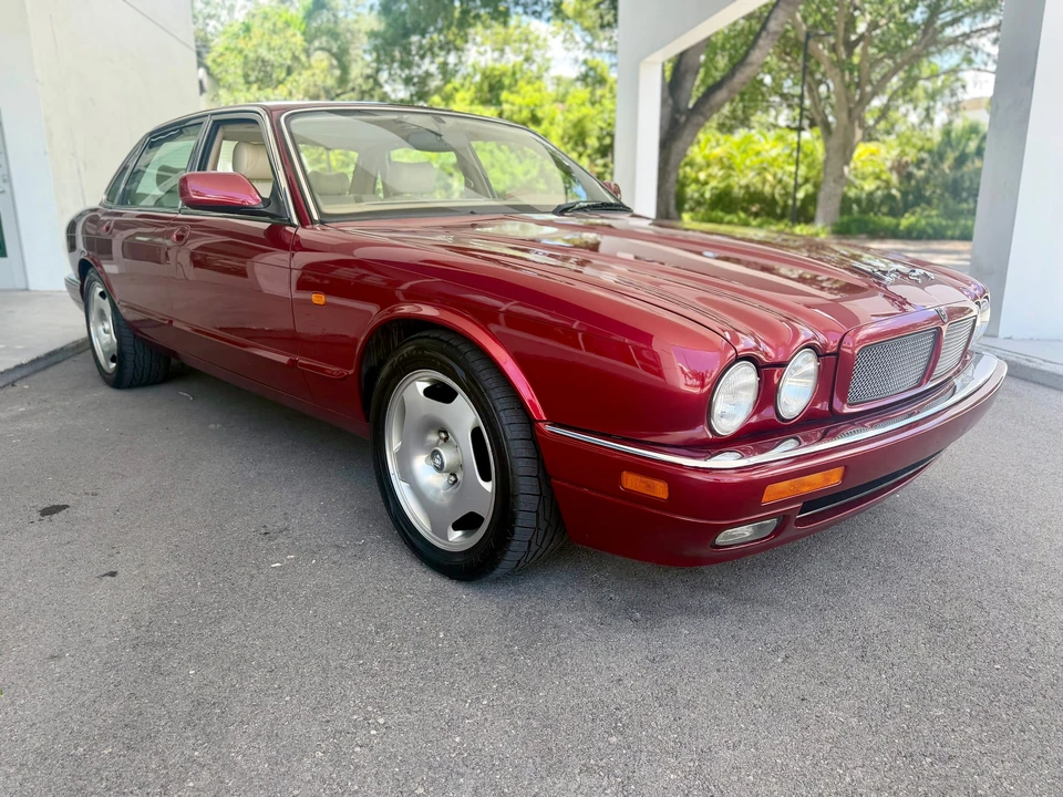 1997 Jaguar X306 XJR - Image 19 of 31