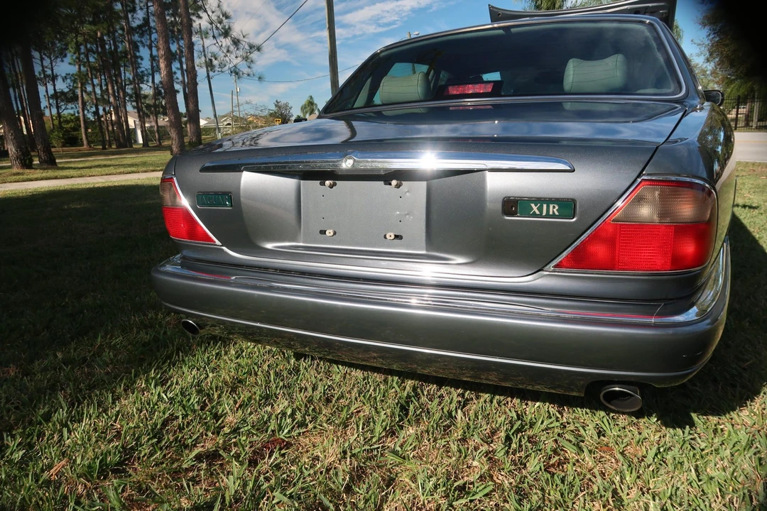 1997 Jaguar X306 XJR - Image 9 of 31
