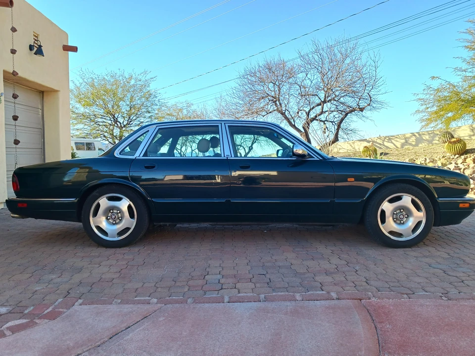 1997 Jaguar X306 XJR - Image 14 of 31
