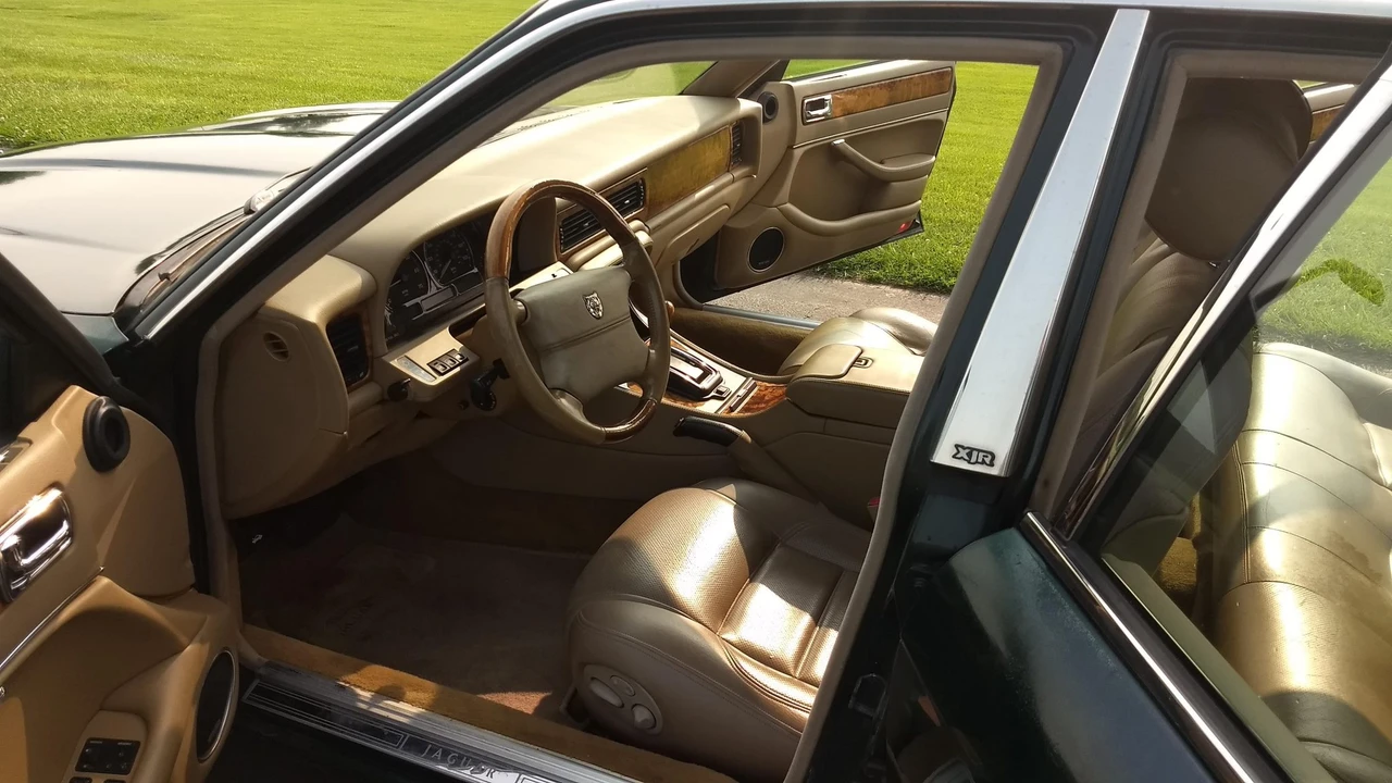 1997 Jaguar X306 XJR - Image 12 of 31