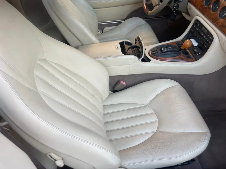 1997 Jaguar X100 XK8 - Image 9 of 15