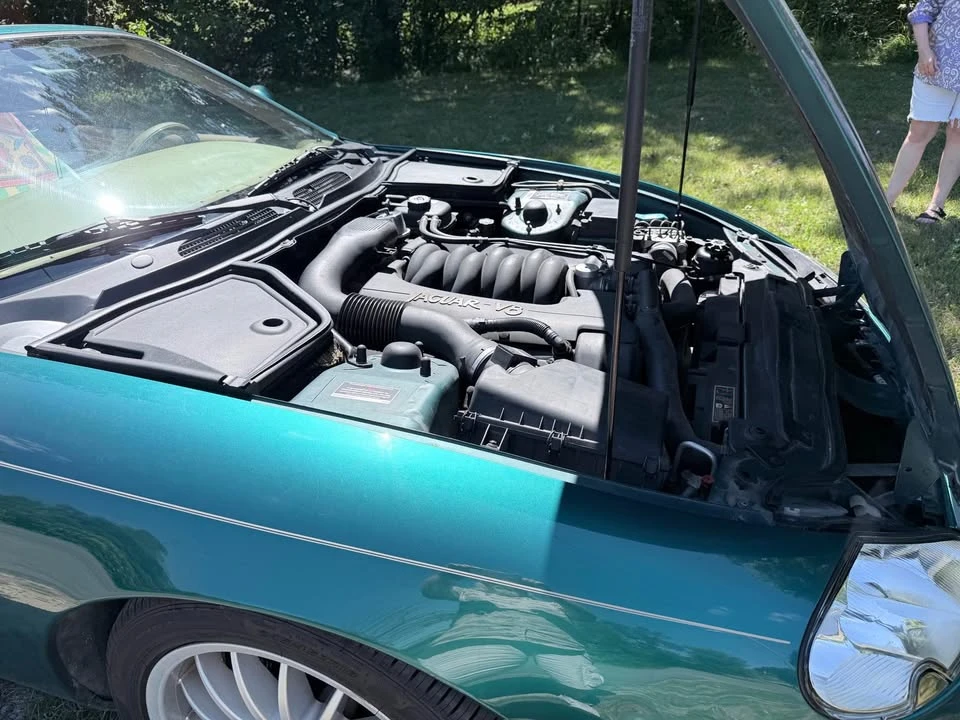 1997 Jaguar X100 XK8 - Image 10 of 13