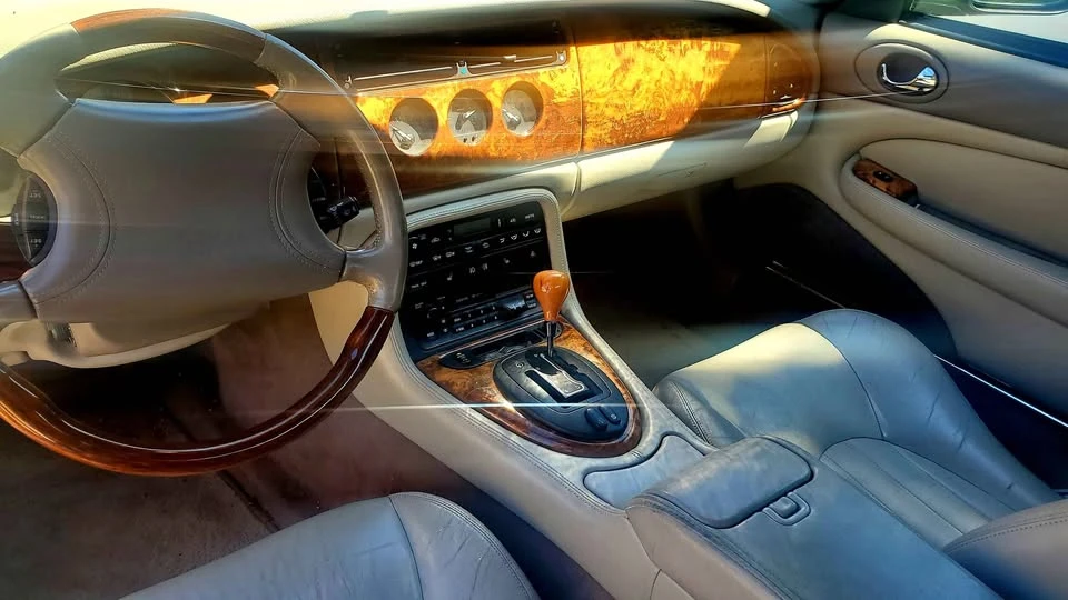 1997 Jaguar X100 XK8 - Image 5 of 5