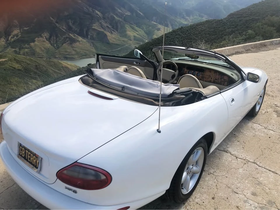 1997 Jaguar X100 XK8 - Image 4 of 10