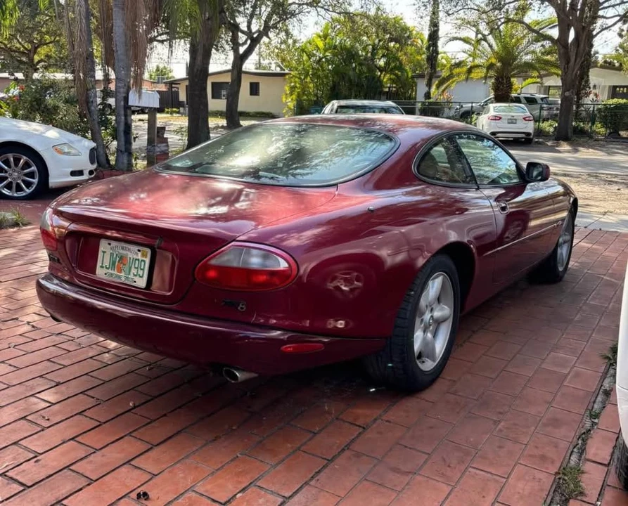 1997 Jaguar X100 XK8 - Image 4 of 5