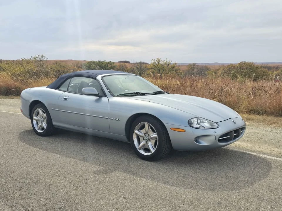 1997 Jaguar X100 XK8 - Image 2 of 4
