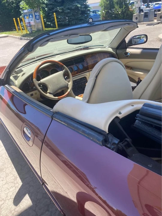 1997 Jaguar X100 XK8 - Image 2 of 2
