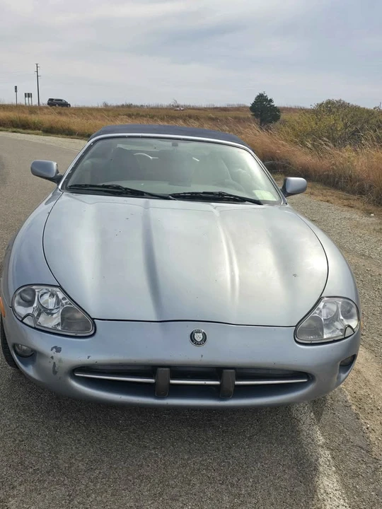 1997 Jaguar X100 XK8 - Image 4 of 6