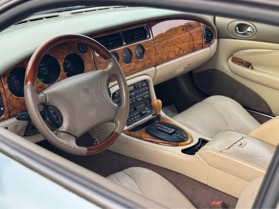 1997 Jaguar X100 XK8 - Image 3 of 9
