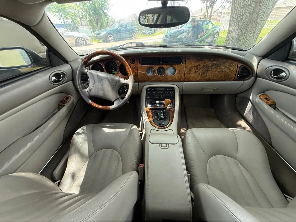 1997 Jaguar X100 XK8 - Image 17 of 17