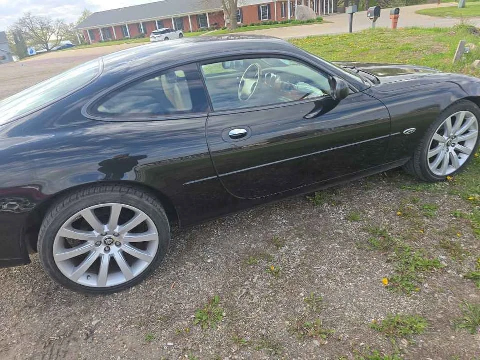 1997 Jaguar X100 XK8 - Image 9 of 15