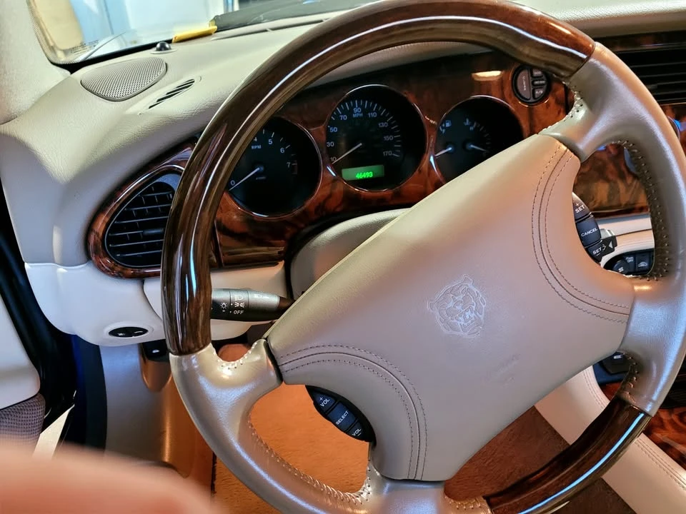 1997 Jaguar X100 XK8 - Image 11 of 11