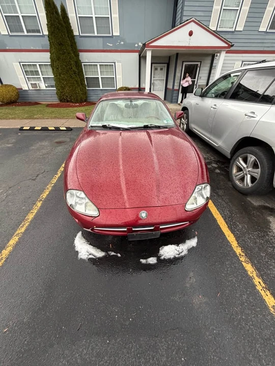 1997 Jaguar X100 XK8 - Image 4 of 6
