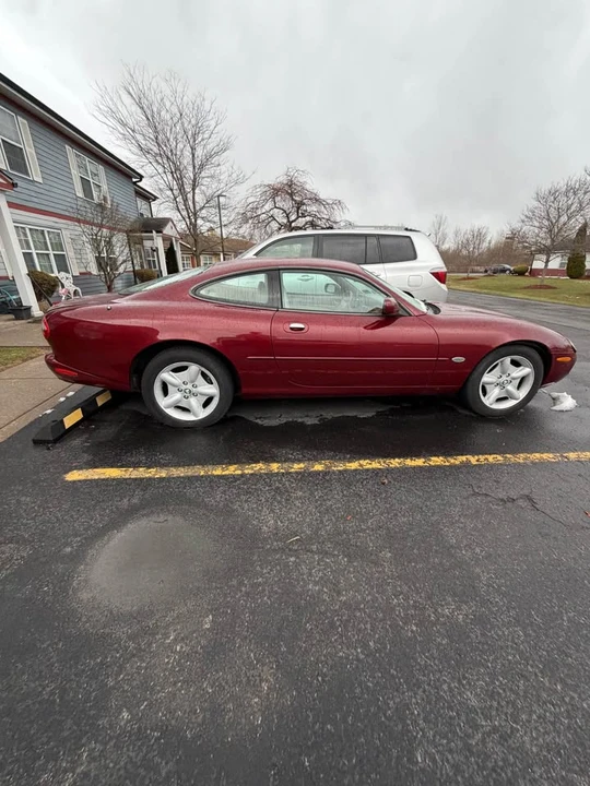 1997 Jaguar X100 XK8 - Image 3 of 6