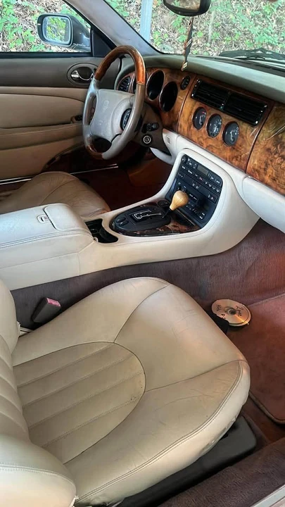 1997 Jaguar X100 XK8 - Image 5 of 6